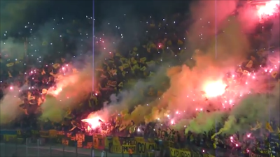 (VIDEO)Grande festa per i tifosi del Peñarol nel primo Clásico del 2016 vs Nacional