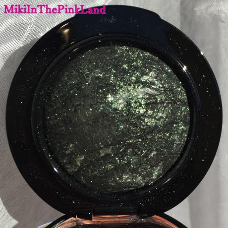 Swatches e Prime Impressioni Haul MAC: Stone, Petal Power, Smutty Green, Feel The Fever.