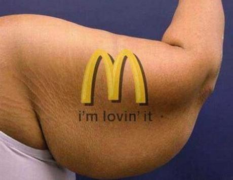 I bambini mangiando merda finanzieranno la scuola!