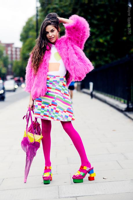 Extra Fashion: Barbie street style