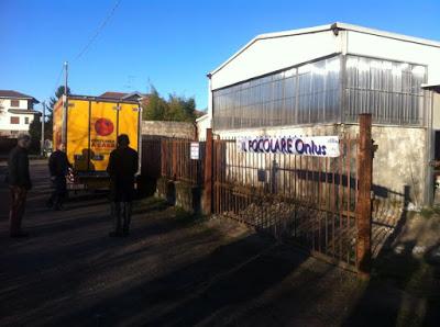 VIGEVANO (pv). Una spesa per le famiglie deboli e due corsi di formazione alla Onlus Il Focolare.