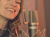 L’AURA interpreta versione acustica brano sapevi prima tu”, contenuto nell’ultimo album Laura Pausini.