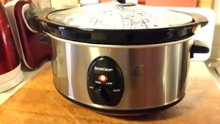 Cosce di coniglio alla Ligure nella pentola Slow cooker