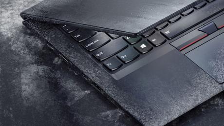 Anteprima Lenovo ThinkPad X1 Carbon: potenza ed eleganza per l'utenza business