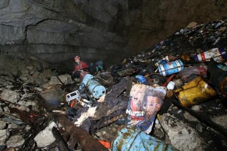 TRIESTE – Una proposta operativa per la rimozione e lo smaltimento dei rifiuti nelle grotte carsiche