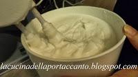 Millefoglie con crema pasticcera e panna montata / Puff pastry with custard and whipped cream