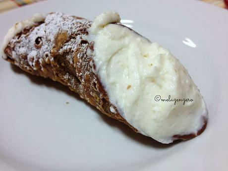 cannolo siciliano