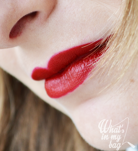 close make n°323: Urban Decay, Matt Revolution Lipstick 