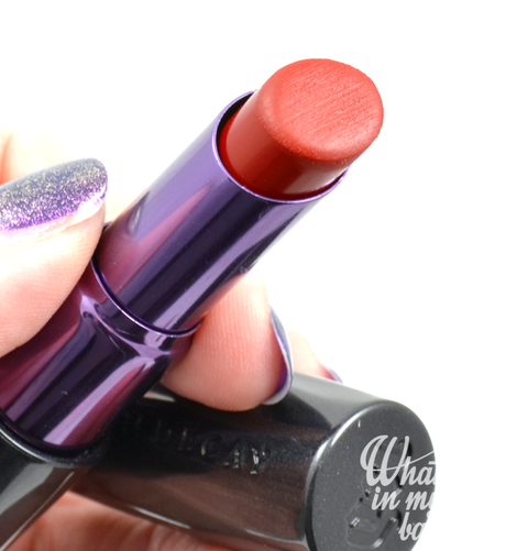 close make n°323: Urban Decay, Matt Revolution Lipstick 