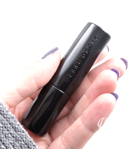 close make n°323: Urban Decay, Matt Revolution Lipstick 