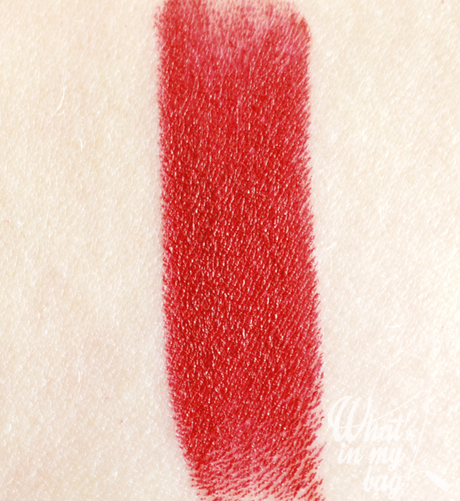 close make n°323: Urban Decay, Matt Revolution Lipstick 