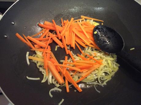 SPAGHETTI DI SOIA CON VERDURE