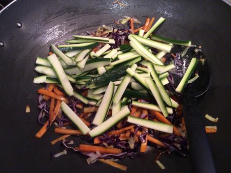 SPAGHETTI DI SOIA CON VERDURE