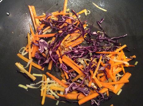 SPAGHETTI DI SOIA CON VERDURE