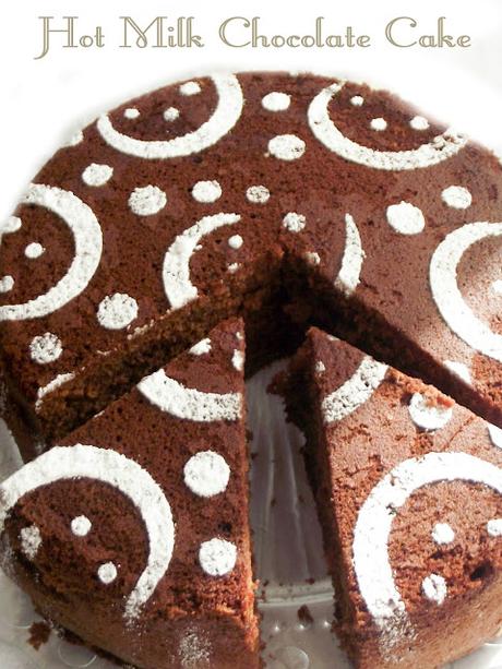 Torta al latte caldo e cioccolato (Hot Milk Chocolate Cake)-la versione definitiva della torta al cioccolato