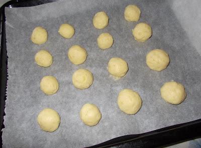 Bon bon di patate al forno con cuore di formaggio