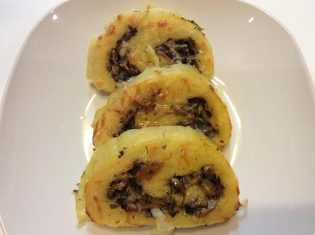 ROTOLO DI PATATE RIPIENO DI FUNGHI