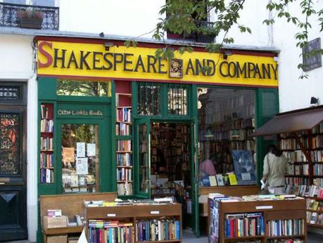 01_Shakespeare_and_Company