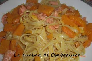 Linguine con zucca e trota affumicata