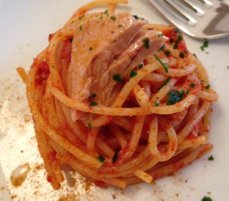 spaghetti tonno e curry