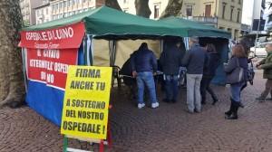 Il Comitato a sostegno dell'Ospedale di Luino ieri pomeriggio