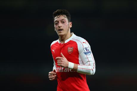 Ozil torna nella Liga? Lo decide, eventualmente, il Real Madrid….