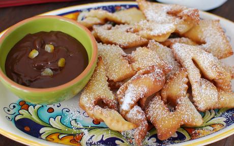 Chiacchiere e Sanguinaccio| Carnevale 2016 da gustare a Napoli