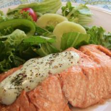 Salmone in salsa olandese