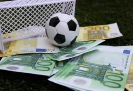 Calcio, 64 indagati per evasione fiscale e fatture false