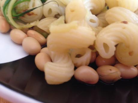 Con e Senza Bimby, Cavatappi al Kamut con Zucchine Julienne, Stracchino e Fagioli di Soia