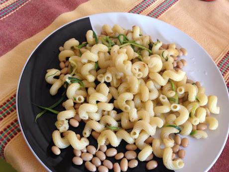 Con e Senza Bimby, Cavatappi al Kamut con Zucchine Julienne, Stracchino e Fagioli di Soia