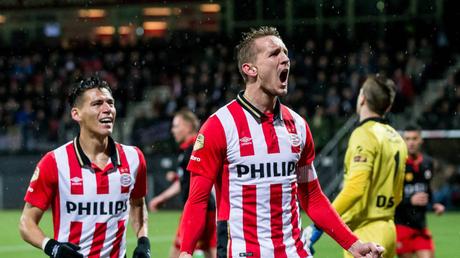 Eredivisie: il PSV non sbaglia un colpo e vola a -1 dall’Ajax, bloccato sul pari