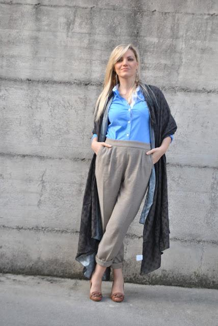 pantaloni marroni come abbinare i pantaloni marroni abbinamenti pantaloni marroni how to wear brown pants how to combine brown pants how to match brown pants brown pants street style blonde girl blonde hair blondie outfit casual invernali outfit da giorno invernale outfit gennaio 2016 january  outfit january 2016 outfits casual winter outfit mariafelicia magno fashion blogger colorblock by felym fashion blog italiani fashion blogger italiane blog di moda blogger italiane di moda fashion blogger bergamo fashion blogger milano fashion bloggers italy italian fashion bloggers influencer italiane italian influencer 