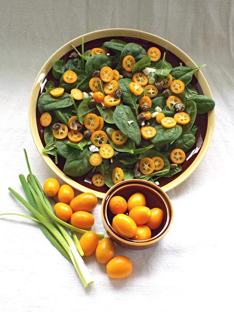 Insalata di spinacino e kumquat