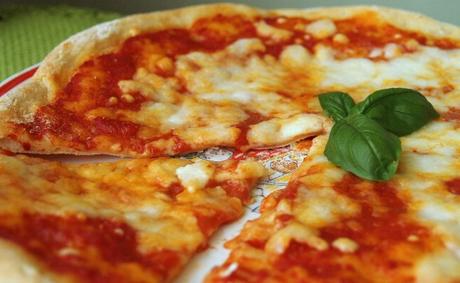 Dimagrire mangiando pizza? L’idea di uno chef napoletano…