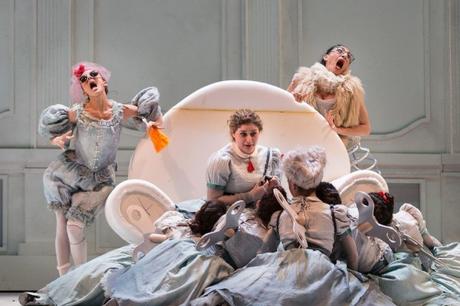 CENERENTOLA DISINNESCATA ALL’OPERA DI ROMA