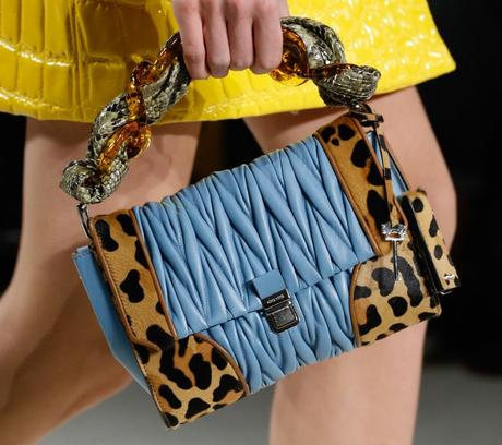 mini-handbag-animalier-miu-miu