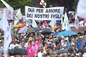 La manifestazionea piazza San Giovanni, Roma, 20 giugno 2015. ANSA/ETTORE FERRARI