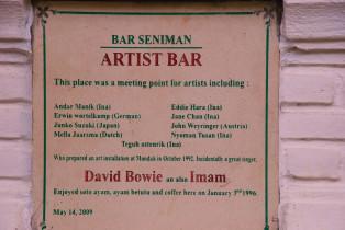 Il ritorno di David Bowie a Bali. Volo in un’altra vita