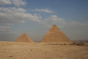 Le tre Piramidi di Giza furono costruite dall’alto