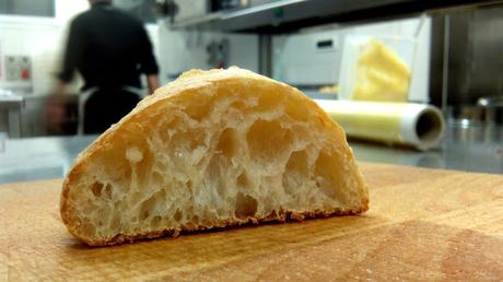 A OGNUNO IL SUO IMPASTO...IL PANE, SIMBOLO DI CIVILTA' E DI GENERAZIONI...