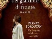 Anteprima: RAGAZZA GIARDINO FRONTE" Parnaz Foroutan.