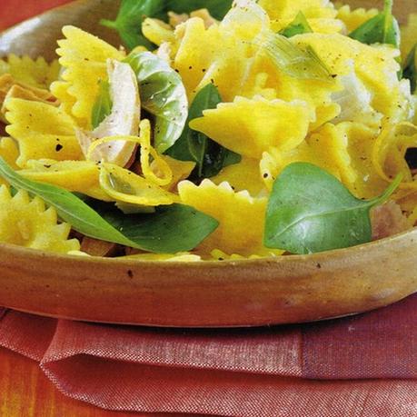 Farfalle al basilico e tonno.