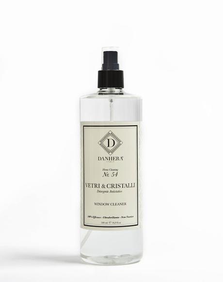 Danhera e la nevrosi di pulire casa