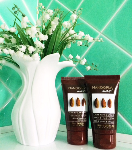 Review: Scrub e crema mani e unghie alla mandorla Phytorelax