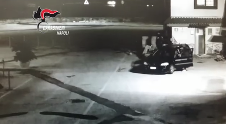 rapina distributore benzina