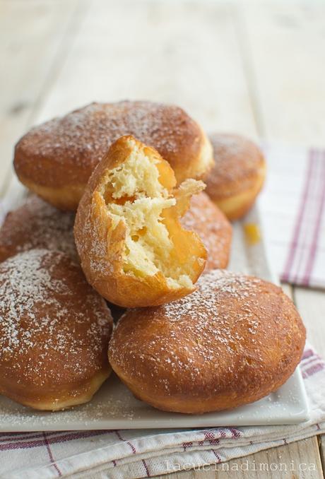 KRAPFEN,BOMBE,BOMBOLONI…SENZA DI LORO NON E’ CARNEVALE !!!