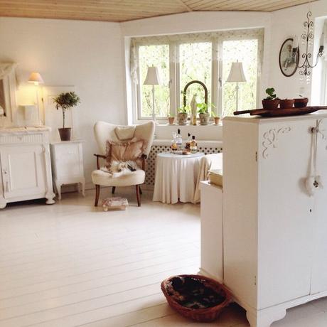 Stile Nordico e Shabby Chic  a casa di Lone