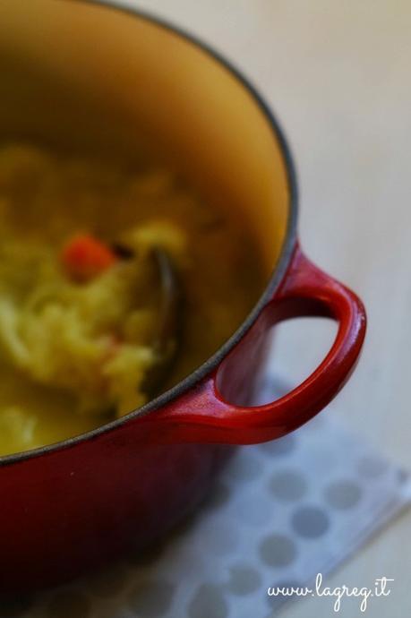 zuppa-di-cavolo-e-patate-allo-zafferano