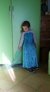 ABITO DA CARNEVALE ELSA (FROZEN) - TUTORIAL.